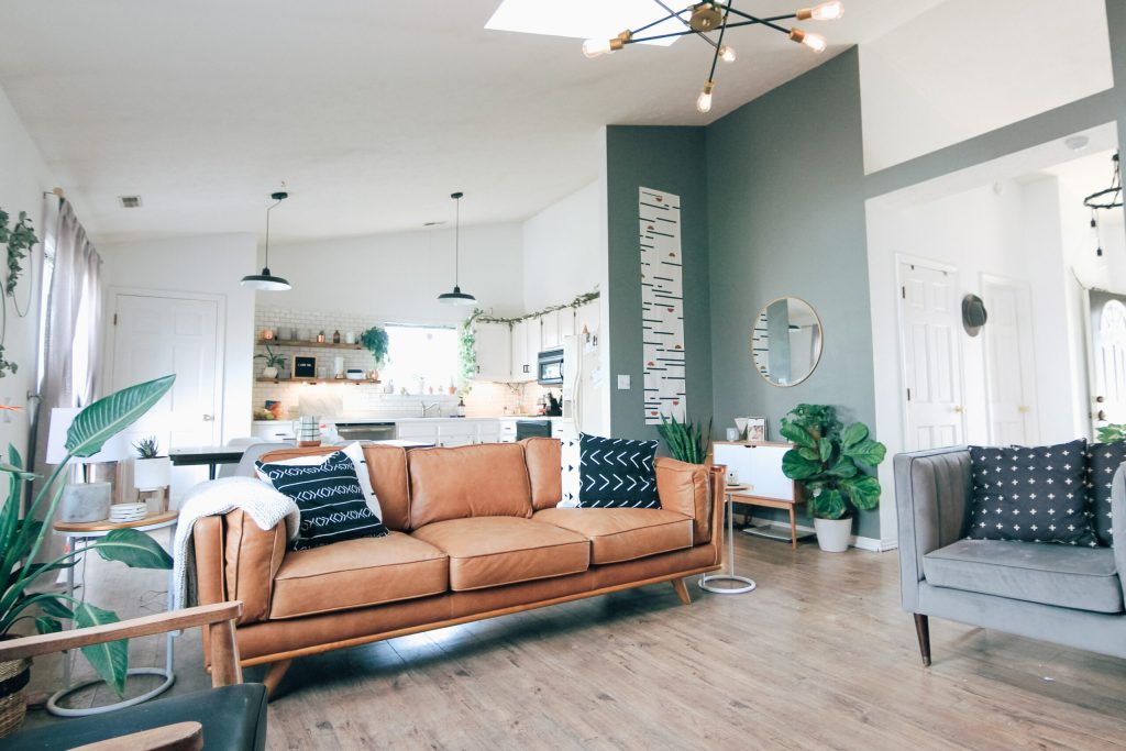 Property Management Services: How to Choose the Right Company for Your Allied Gardens Property